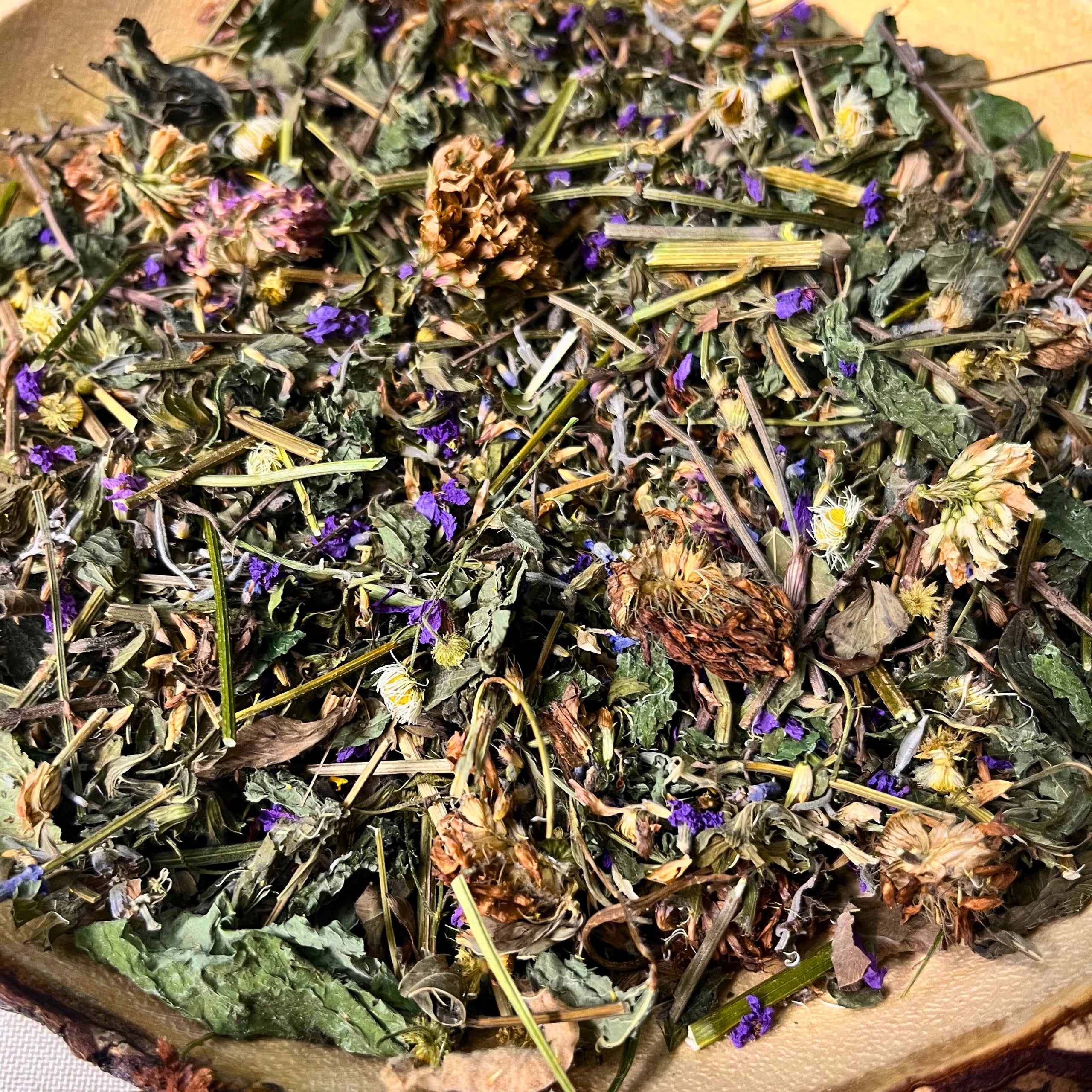 "Meadow Medley" Hay Topper