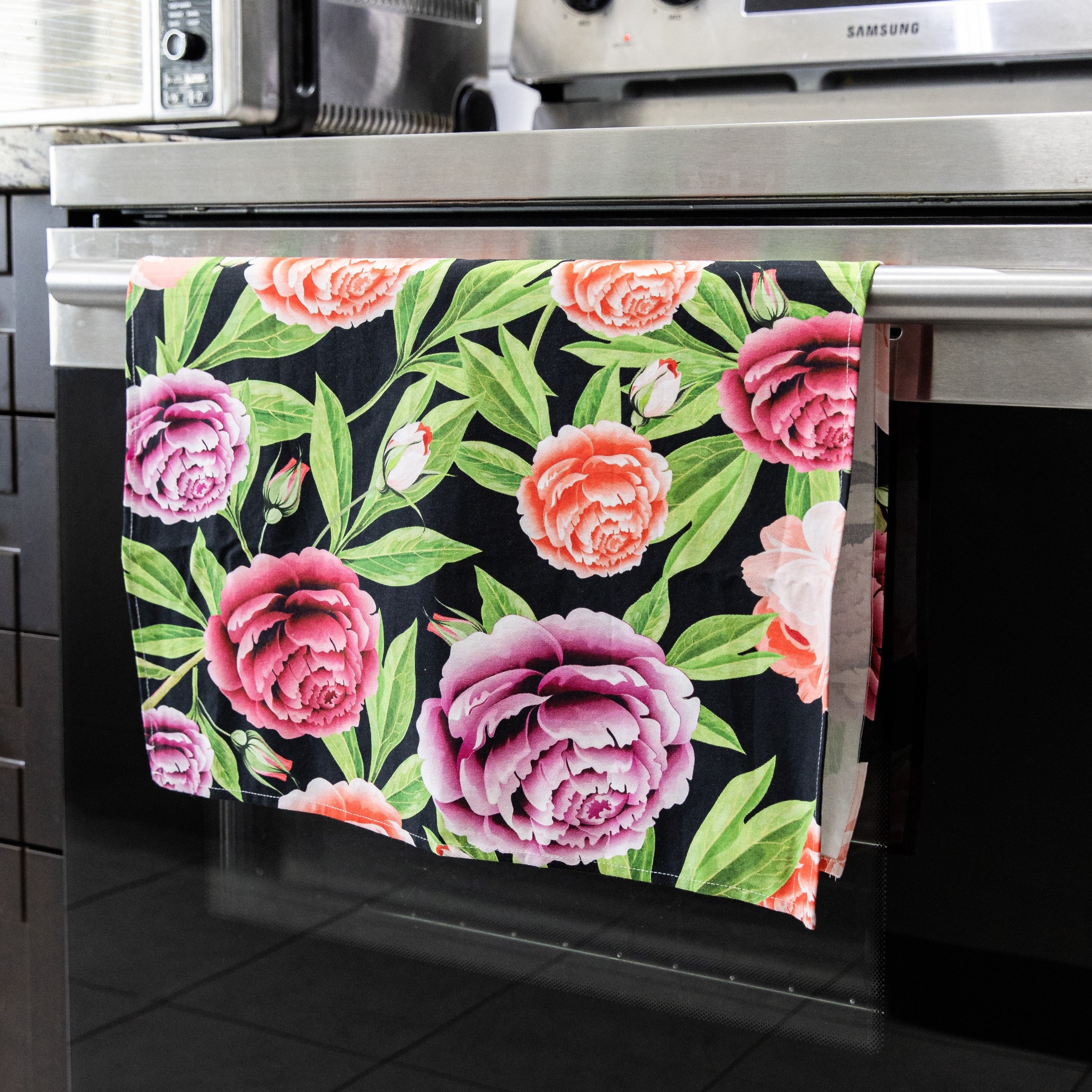 2-Piece Set Peonies Please Sure Grip Kitchen Towels