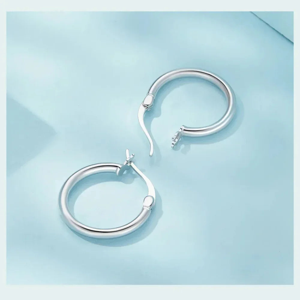 14K White Gold-Plated 925 Sterling Silver Hoop Earrings - Stylish And Hypoallergenic Jewelry For Women